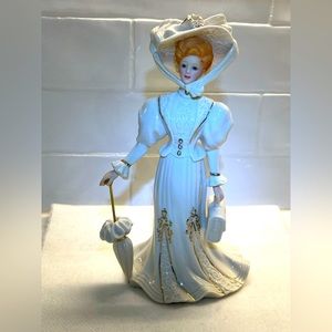 Lenox "Grand Voyage" Victorian Ladies Of Fashion Collection 1995  Orig. Box